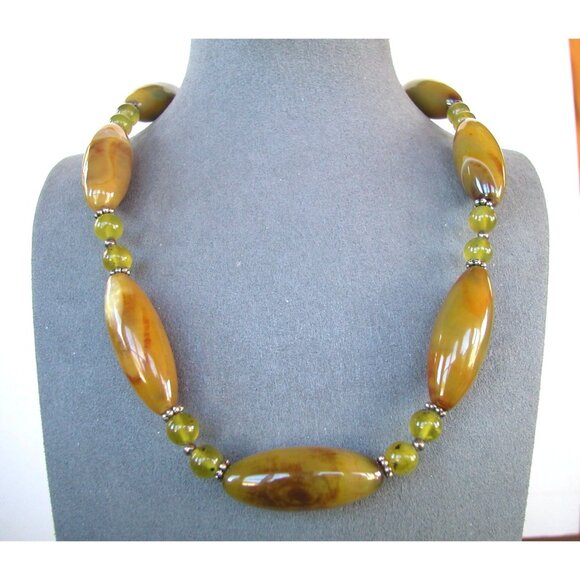 Vintage Olive Green Glass Bead Necklace/Metal Accents 20" - Picture 1 of 4